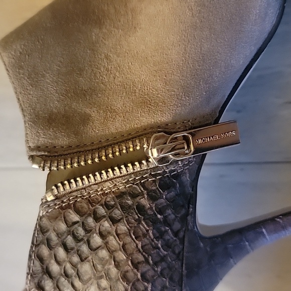 Michael Kors Brown & Snake Skin Kitten Heels. Size 7. - Picture 10 of 13
